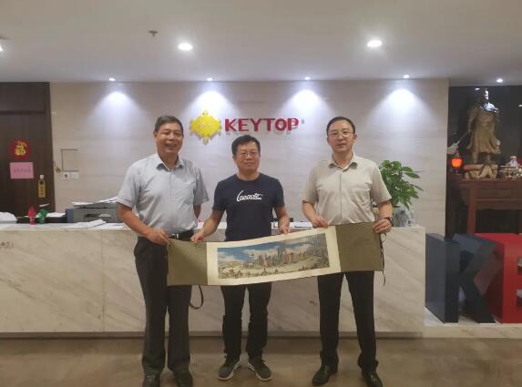 上海浦東新區(qū)領(lǐng)導(dǎo)一行蒞臨科拓參觀考察，對(duì)科拓實(shí)力予以高度評(píng)價(jià)