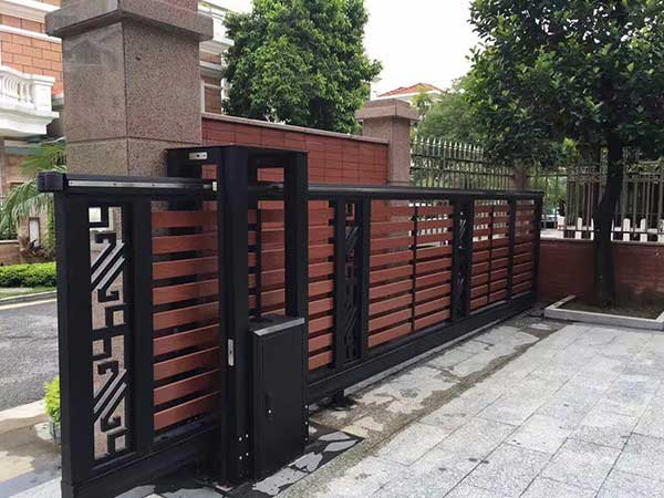 錦陽聚賢山莊懸浮門案例 - 中出網(wǎng)-智能出入口與停車充電門戶