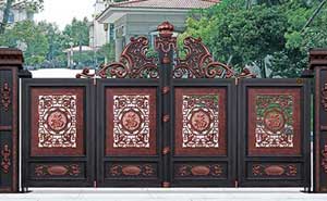 平頂山國耀世紀(jì)長江鋁藝大門案例