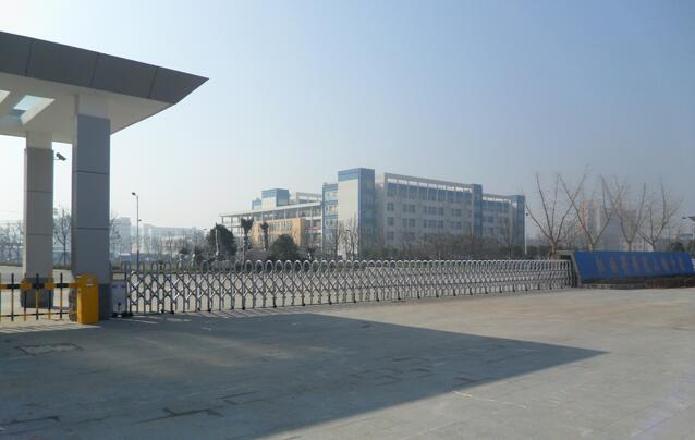 熱烈祝賀上饒出安智能電動伸縮門進駐上饒醫(yī)學院