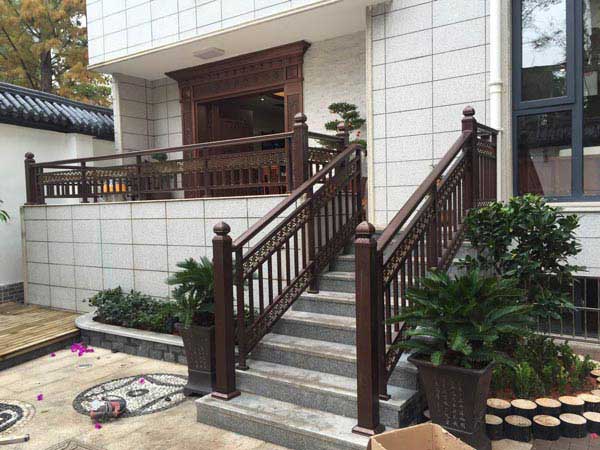 熱烈祝賀松原出安智能護(hù)欄進(jìn)駐松原中東?帕薩迪納