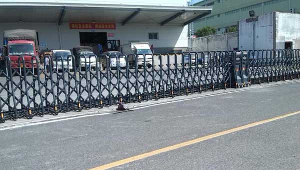 喜迎曲靖出安智能電動伸縮門進駐曲靖雙友鋼鐵有限公司