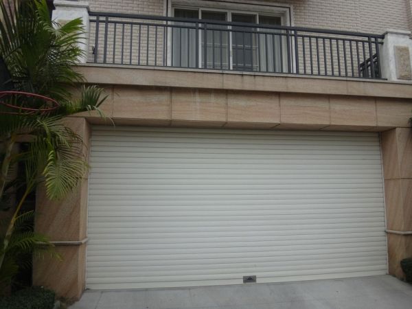 雙層鋁合金車(chē)庫(kù)卷簾門(mén)