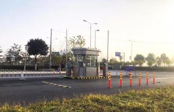 道爾恭三加動態(tài)屏再入兩地高鐵站