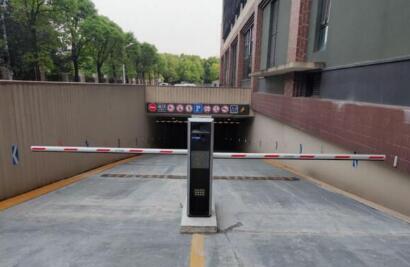 道爾恭V一體機進駐上海交通大學