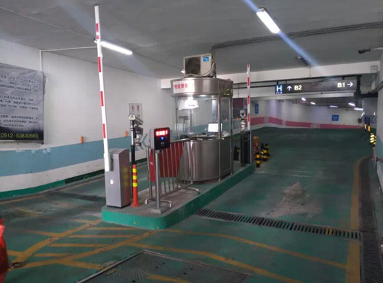 太倉萬達停車場系統(tǒng)工程案例 - 中出網(wǎng)-智能出入口與停車充電門戶