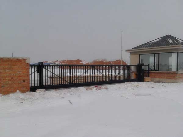 熱烈祝賀營(yíng)口出安智能懸浮門進(jìn)駐嘉滿（營(yíng)口）化工有限公司