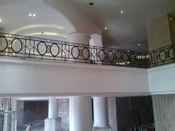 喜迎益陽(yáng)出安智能護(hù)欄進(jìn)駐益陽(yáng)佳寧娜國(guó)際酒店