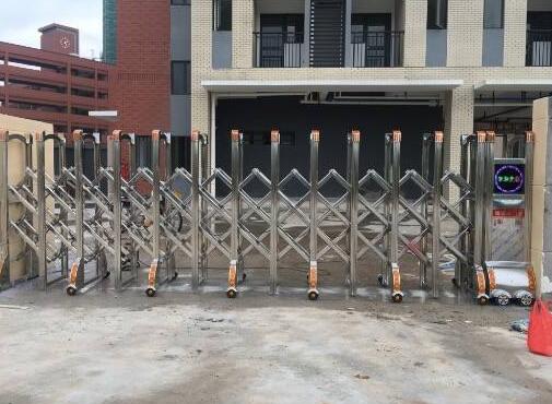 承德出安智能伸縮門帶給江南?？さ男蜗笳故? />   
                <div   id=