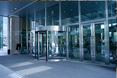 熱烈祝賀吉安出安智能旋轉(zhuǎn)門(mén)進(jìn)駐紫荊大廈