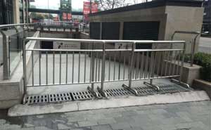 不銹鋼護(hù)欄3