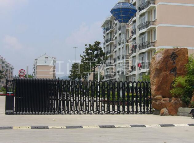 喜迎滁州出安智能電動伸縮門進(jìn)駐滁州會峰園居民小區(qū)
