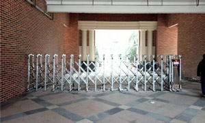 樂山希爾電子股份有限公司電動(dòng)伸縮門案例