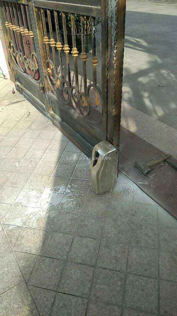 熱烈祝賀十堰出安智能開(kāi)門機(jī)進(jìn)駐十堰祥安東城國(guó)際花園