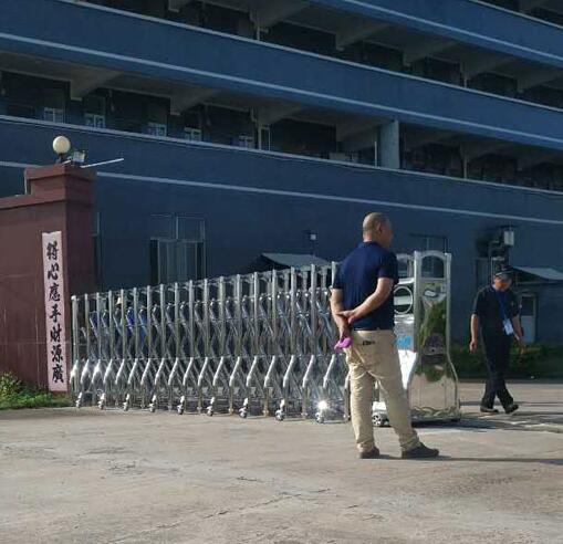 婁底貫達電子有限公司伸縮門案例 - 中出網(wǎng)-智能出入口與停車充電門戶