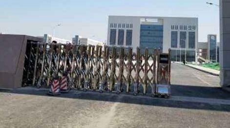 秦皇島伸縮門(mén)