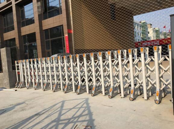 秦皇島東方司法警官學(xué)校與秦皇島出安智能伸縮門達(dá)成合作協(xié)議