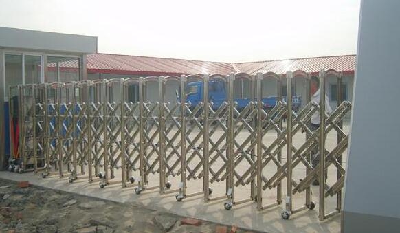 衡水出安智能伸縮門進駐衡水育才小學(xué)