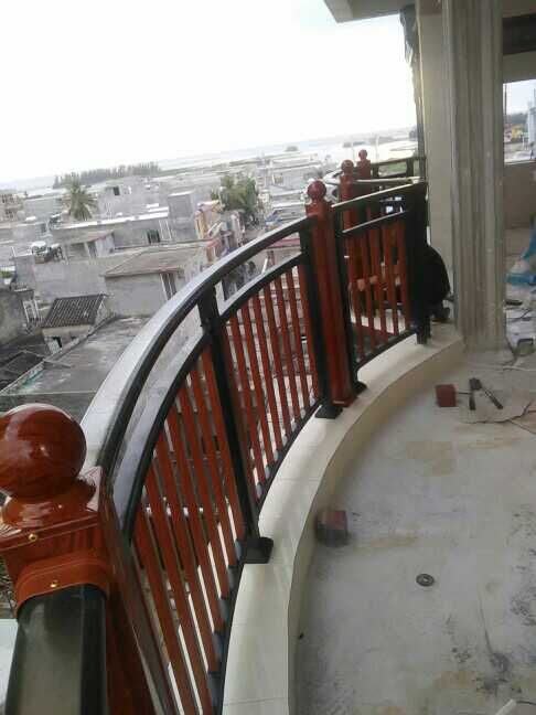 海口出安智能鋅鋼陽臺護欄進駐?？谌一鄹? />   
                <div   id=