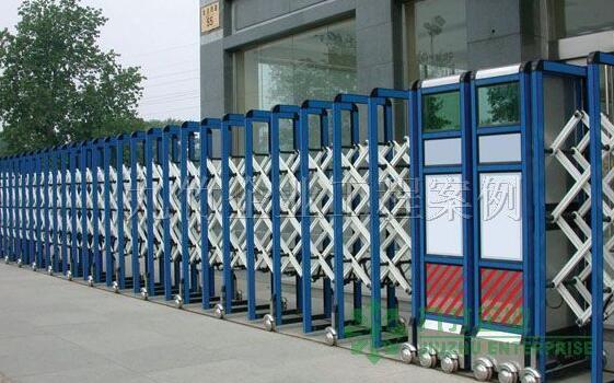 衢州出安智能伸縮門順利進(jìn)駐衢州市翔宇中等專業(yè)學(xué)校大門口