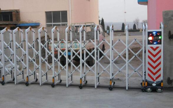 舟山出安智能伸縮門(mén)成功安裝舟山市易達(dá)企業(yè)服務(wù)有限公司