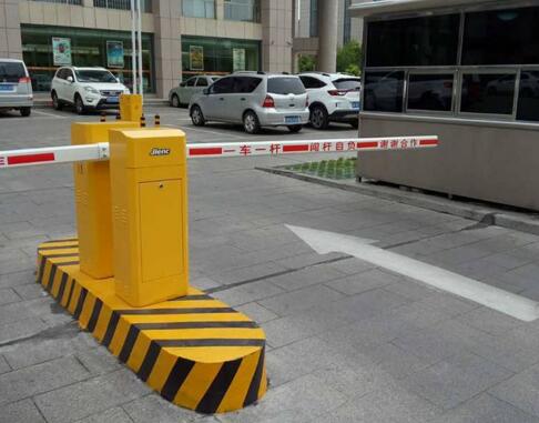 舟山出安智能道閘點(diǎn)綴舟山市安格機(jī)械有限公司