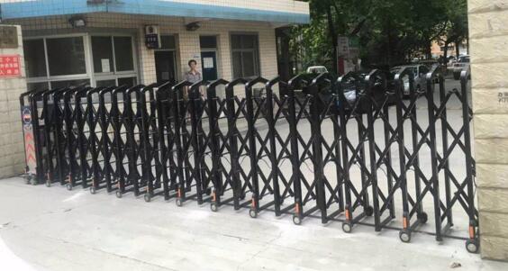 舟山市汽車運(yùn)輸有限公司成功安裝舟山出安智能伸縮門