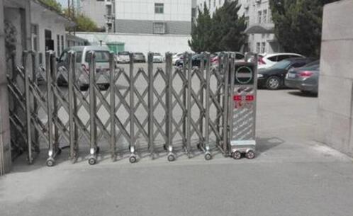 麗水出安智能伸縮門在世茂璀璨江山的工程驗(yàn)收