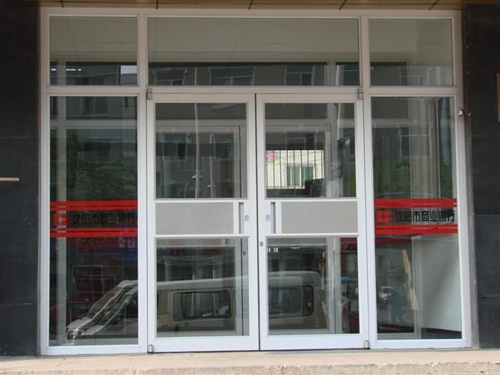 沈陽(yáng)市商業(yè)銀行肯德基門工程案例 - 中出網(wǎng)-智能出入口與停車充電門戶