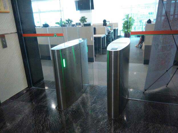 深圳平安證券總部-平移閘機(jī)案例 - 中出網(wǎng)-智能出入口與停車充電門戶