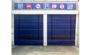車(chē)庫(kù)專(zhuān)用堆積門(mén)