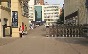 廣安前鋒交警三大隊電動伸縮門案例