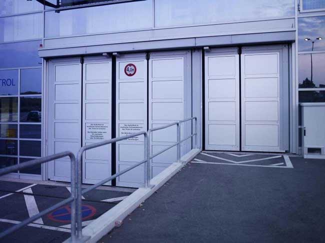 工業(yè)折疊門