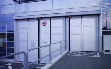 工業(yè)折疊門 - 工業(yè)折疊門