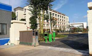 梅州五華技工學(xué)校停車場系統(tǒng)案例