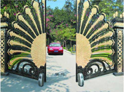 浙江東陽畔山豪宅開門機(jī)案例 - 中出網(wǎng)-智能出入口與停車充電門戶