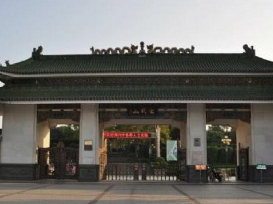 汕尾玄武山旅游區(qū)為汕尾出安智能電動伸縮門點(diǎn)贊