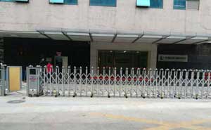 汕尾中聯(lián)港灣酒店伸縮門案例