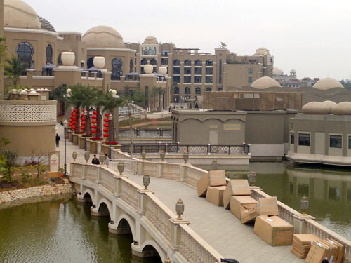 崇左喜來登度假酒店護欄案例 - 中出網(wǎng)-智能出入口與停車充電門戶