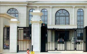 石嘴山市礦業(yè)(集團)有限責任公司懸浮折疊門案例