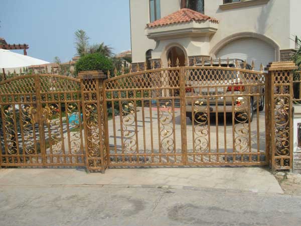 感謝三亞航天?云海臺(tái)項(xiàng)目選用三亞出安智能別墅大門