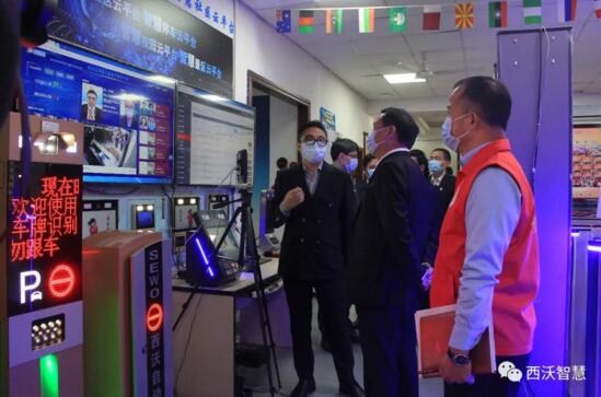 市區(qū)街工會領(lǐng)導(dǎo)一行蒞臨西沃科技慰問指導(dǎo)工作