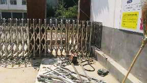 電動(dòng)伸縮門(mén)