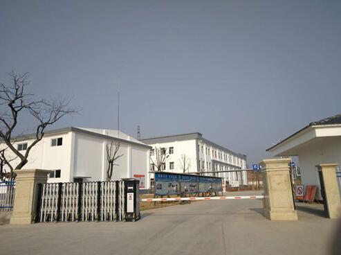 荊門(mén)美豐化學(xué)公司伸縮門(mén)案例 - 中出網(wǎng)-智能出入口與停車(chē)充電門(mén)戶