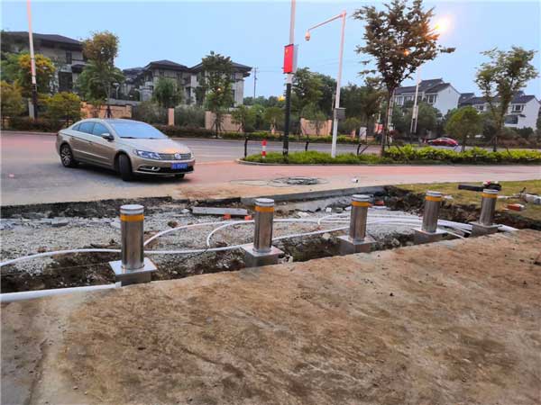 張家港乘航小學(xué) - 中出網(wǎng)-智能出入口與停車充電門戶