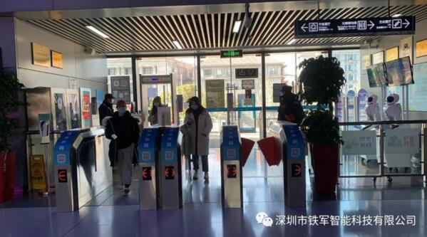 有效避免冒用他人身份證通行的：身份證核驗(yàn)+體溫檢測(cè)通行