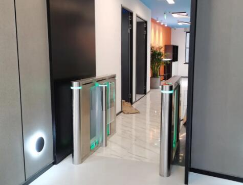 上海市優(yōu)秀歷史保護建筑——上海中一大樓應(yīng)用鐵軍智能小擺閘