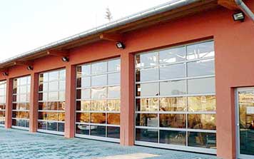 工業(yè)提升門(mén) - 全透明滑升門(mén)