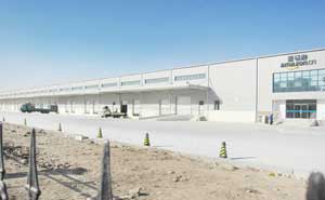 亞馬遜保溫滑升門(mén)案例 - 中出網(wǎng)-智能出入口與停車(chē)充電門(mén)戶(hù)