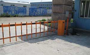 三榮電子停車場系統案例 - 中出網-智能出入口與停車充電門戶